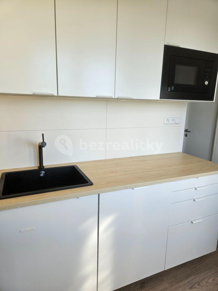 Pronájem bytu 2+1 53 m², Skřivanská, Praha, Praha