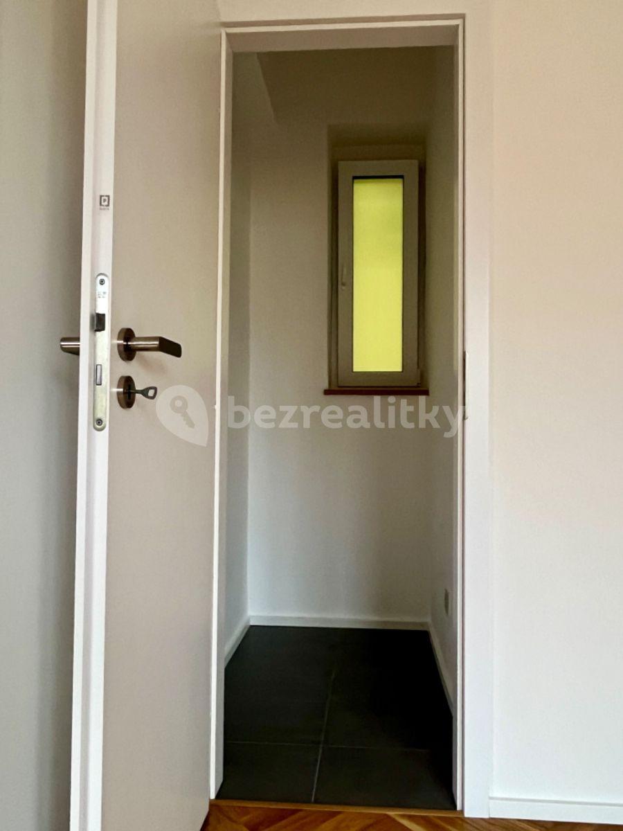 Prodej bytu 2+kk 53 m², Jeseniova, Praha, Praha