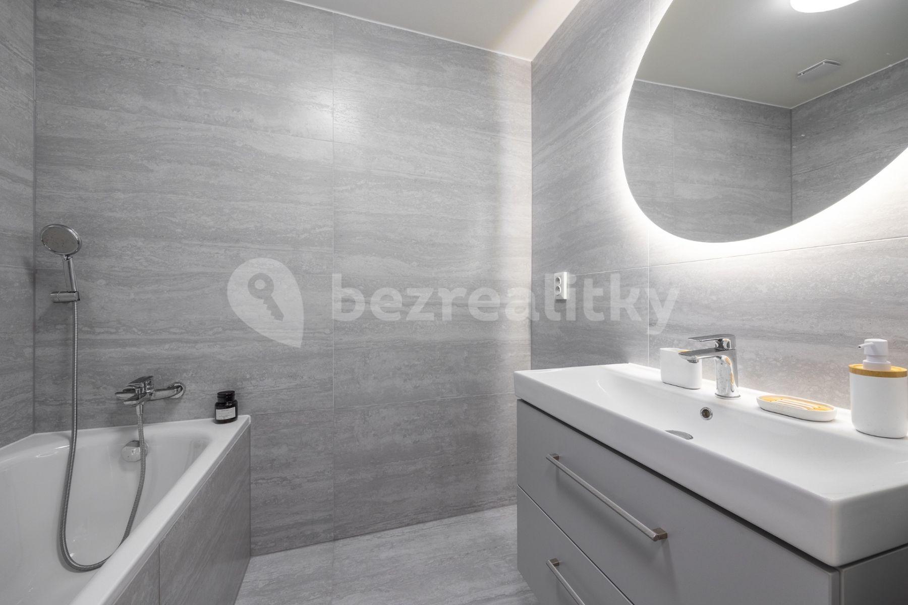 Prodej bytu 3+kk 60 m², Malovická, Praha, Praha