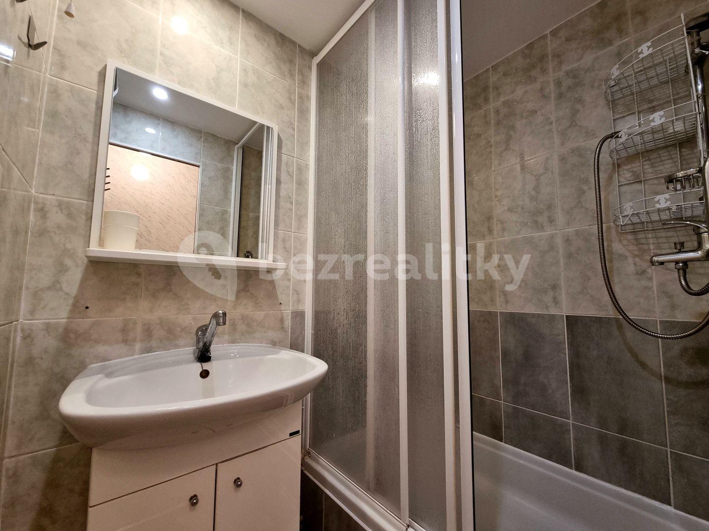 Pronájem bytu 2+kk 43 m², Na Strži, Praha, Praha