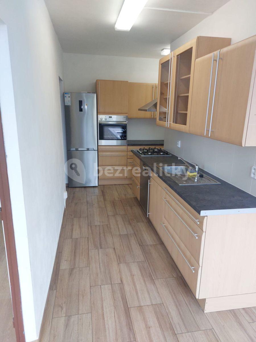 Pronájem bytu 3+1 65 m², Budovatelská, Klášterec nad Ohří, Ústecký kraj