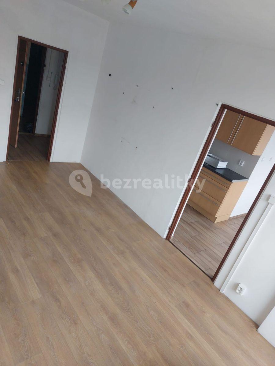 Pronájem bytu 3+1 65 m², Budovatelská, Klášterec nad Ohří, Ústecký kraj