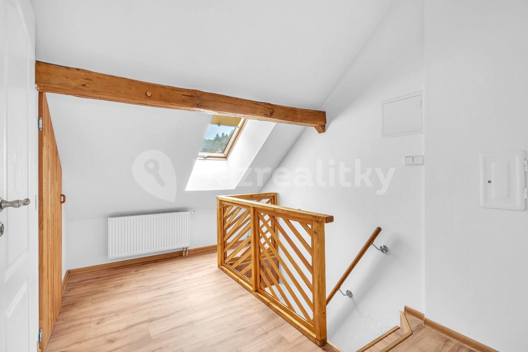 Prodej domu 130 m², pozemek 931 m², Cotkytle, Pardubický kraj