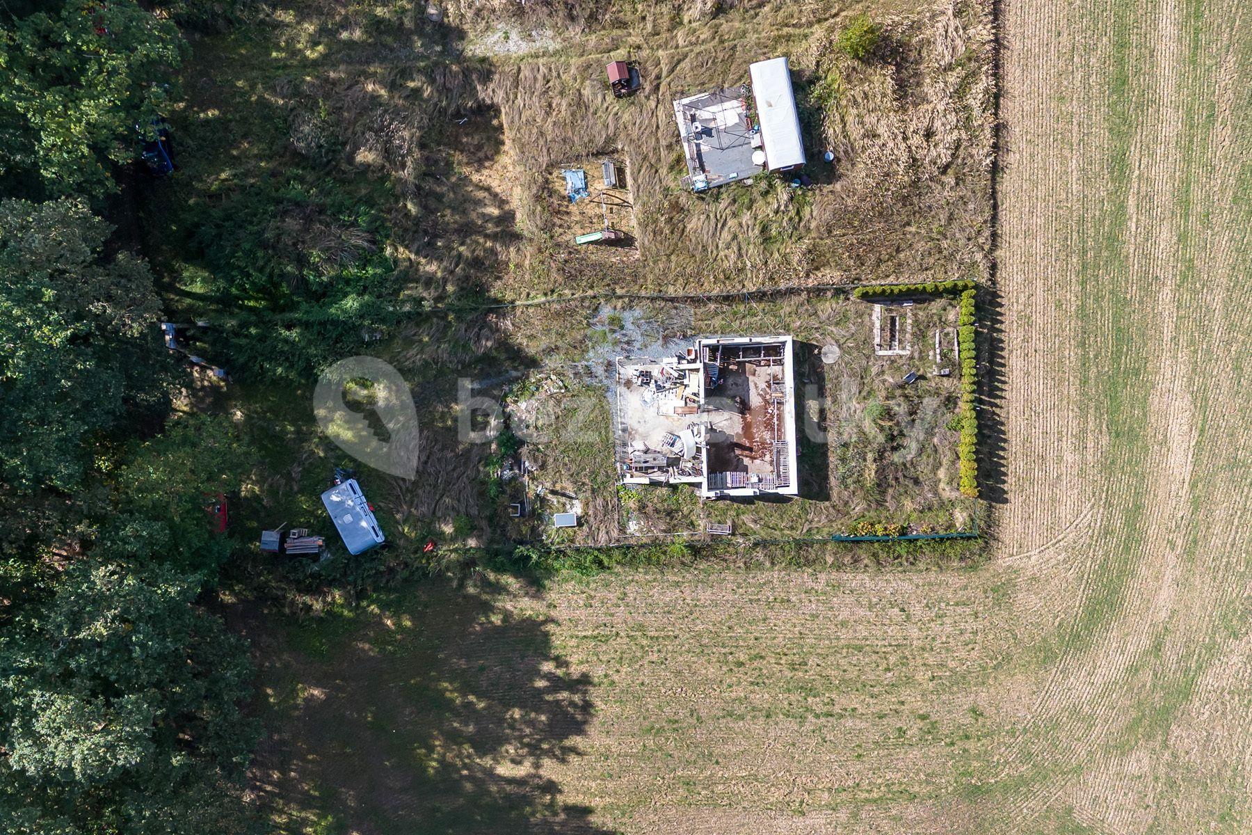 Prodej pozemku 1.002 m², Šternov, Divišov, Středočeský kraj