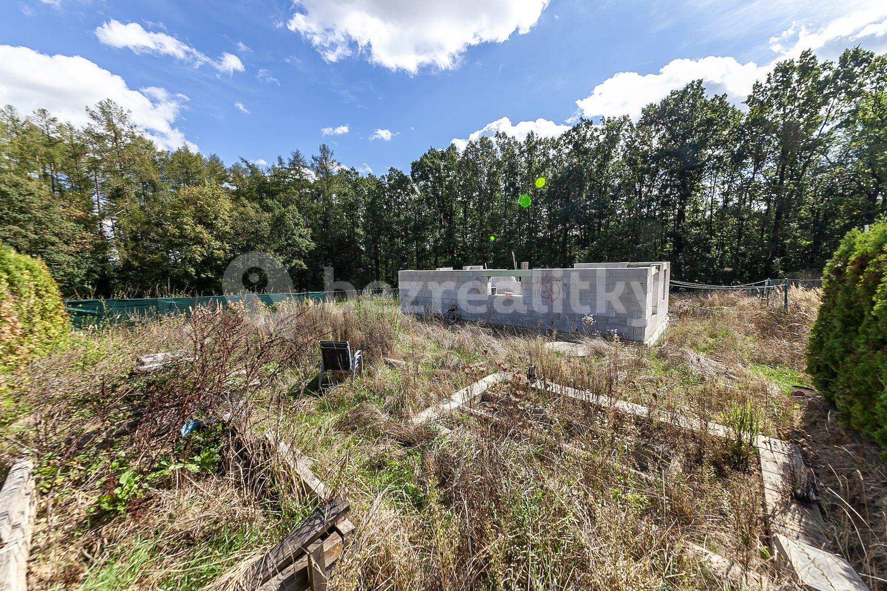 Prodej pozemku 1.002 m², Šternov, Divišov, Středočeský kraj