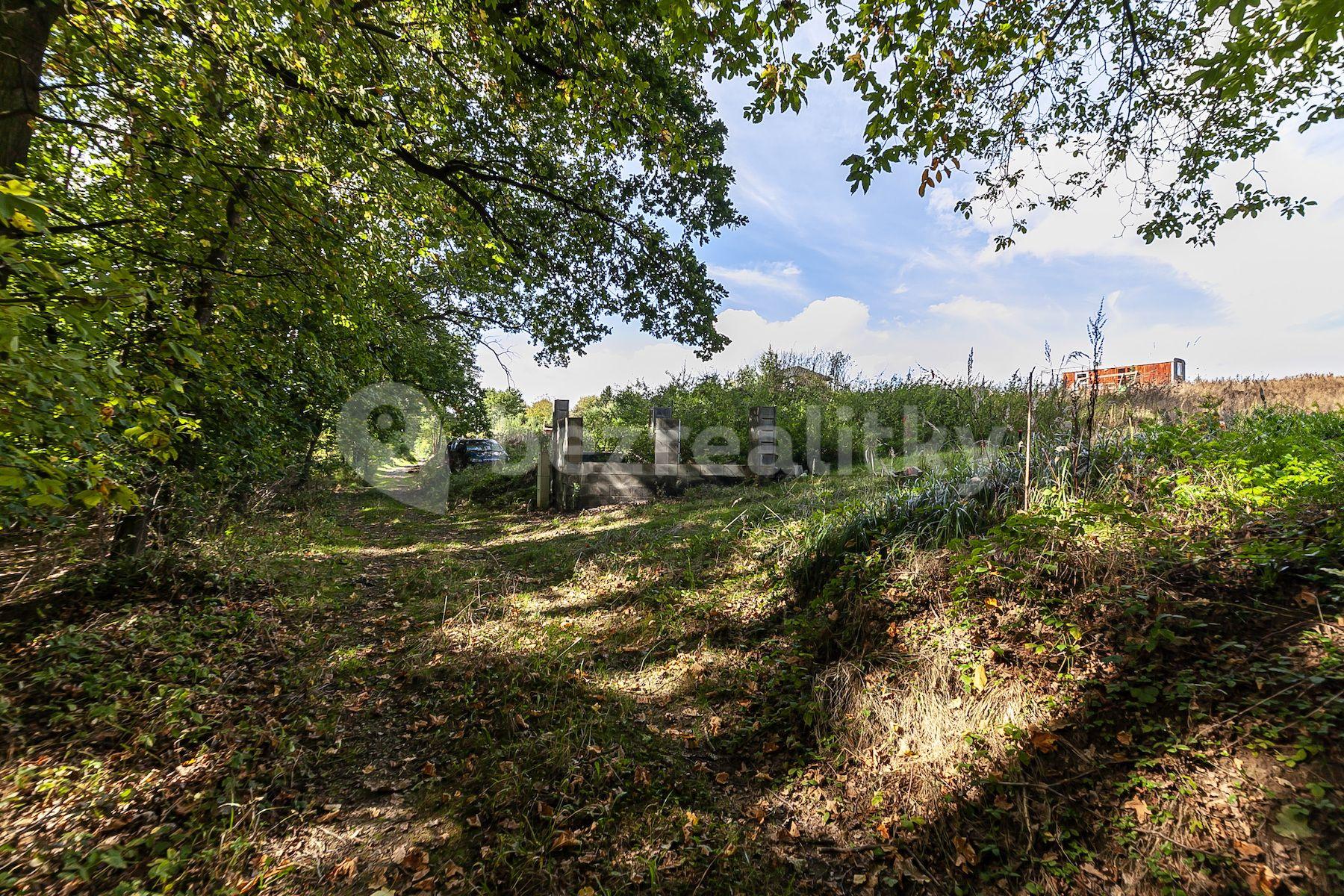 Prodej pozemku 1.002 m², Šternov, Divišov, Středočeský kraj