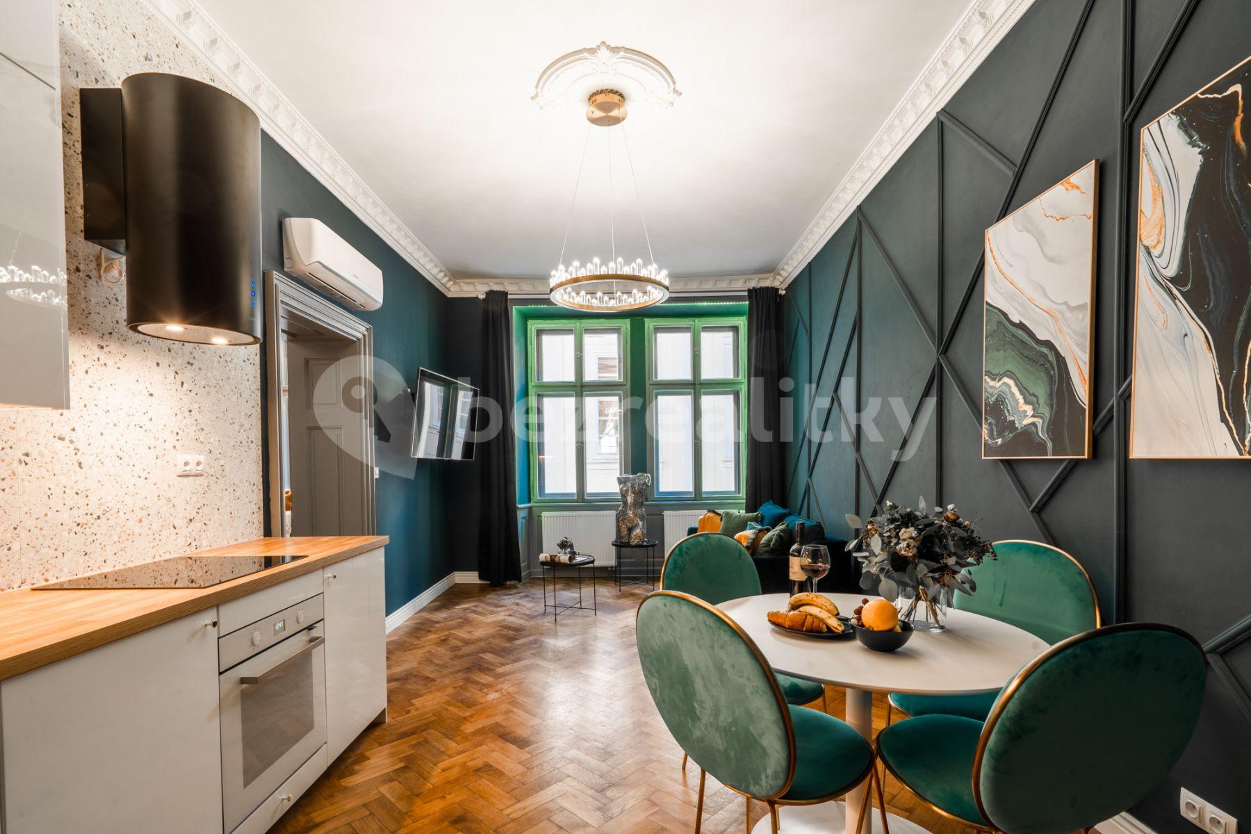 Pronájem bytu 2+kk 72 m², Náprstkova, Praha, Praha