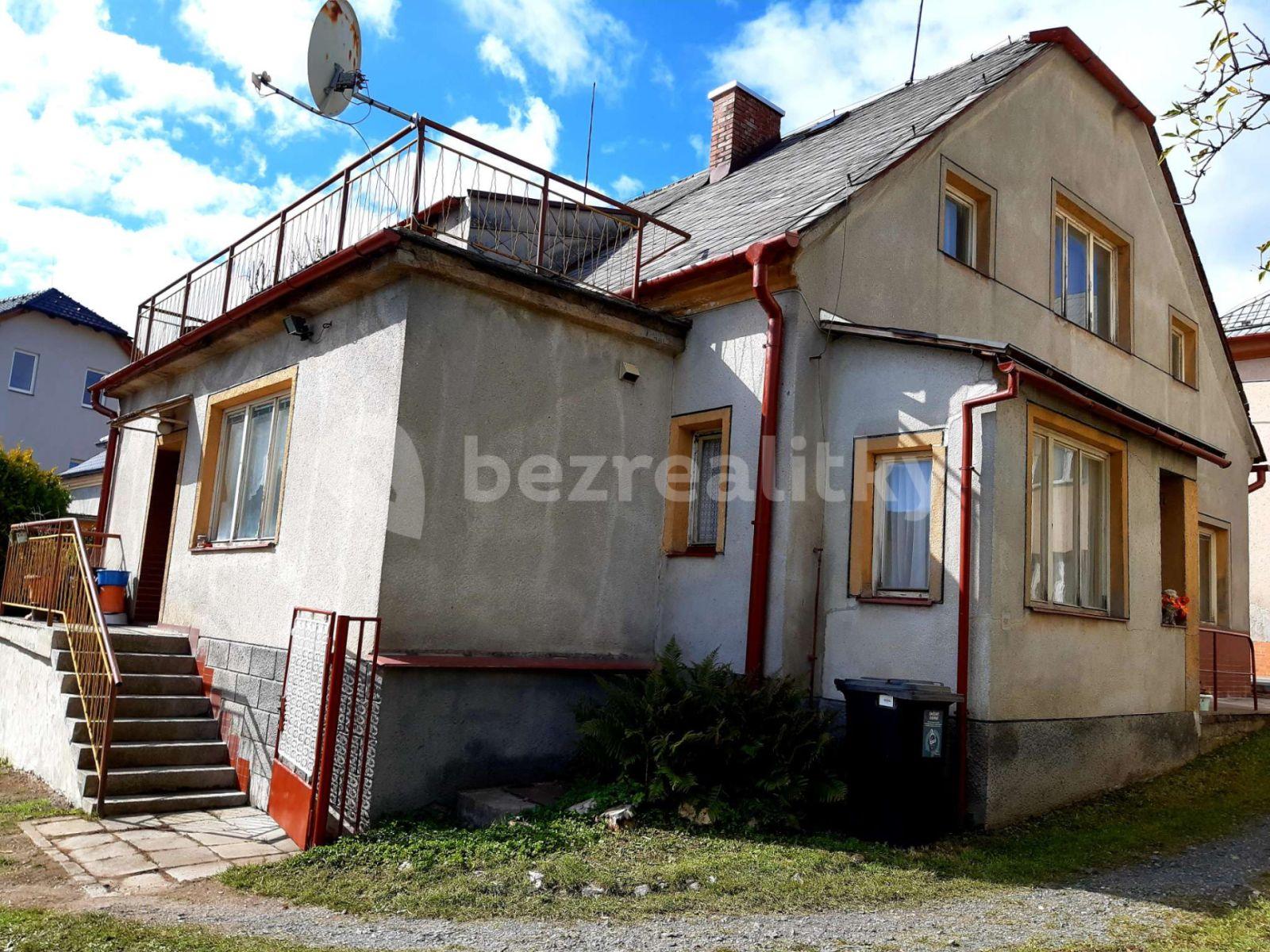 Prodej domu 240 m², pozemek 165 m², Masarykova, Moravský Beroun, Olomoucký kraj