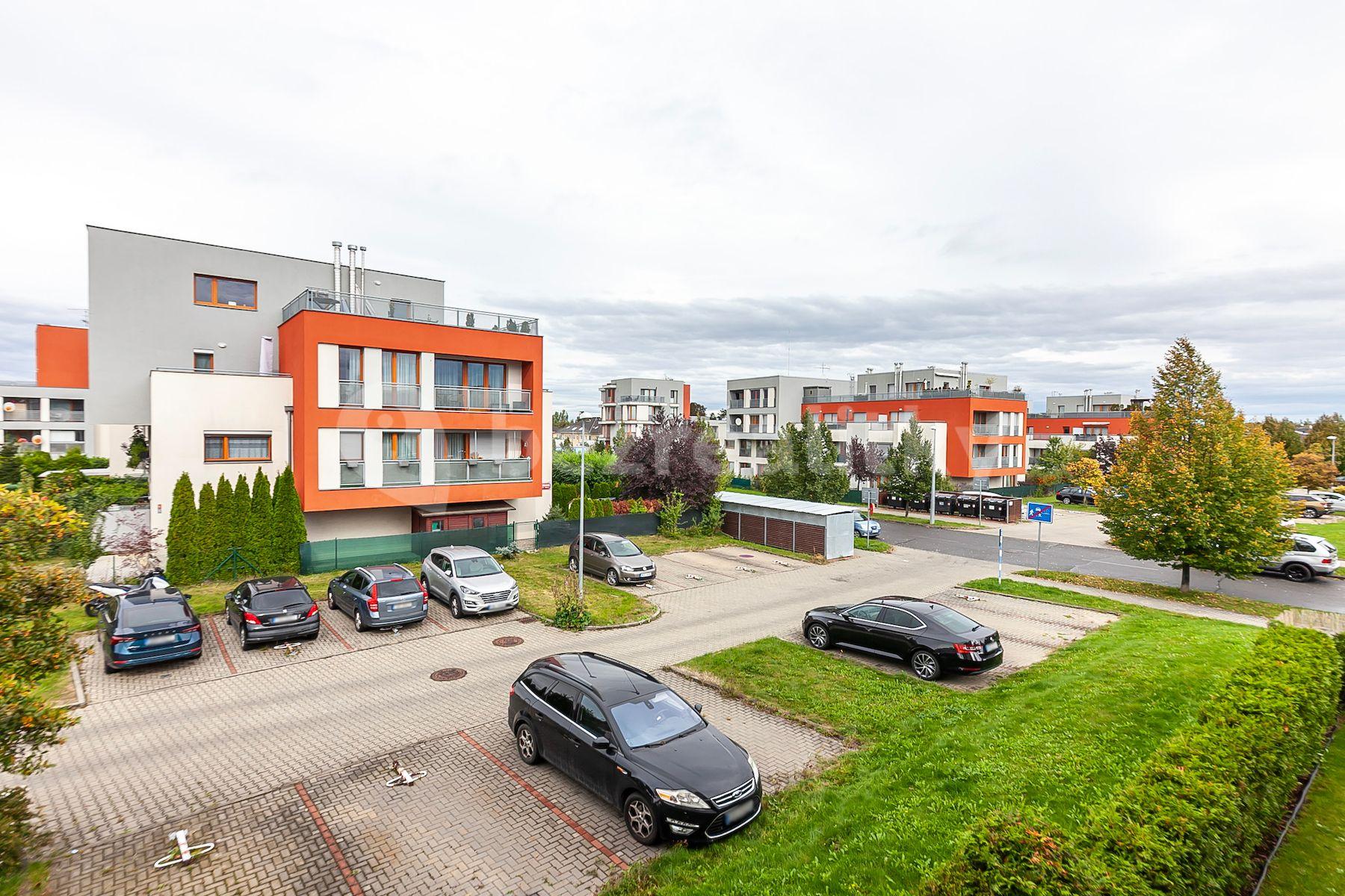 Prodej bytu 3+kk 65 m², Pečárková, Praha, Praha