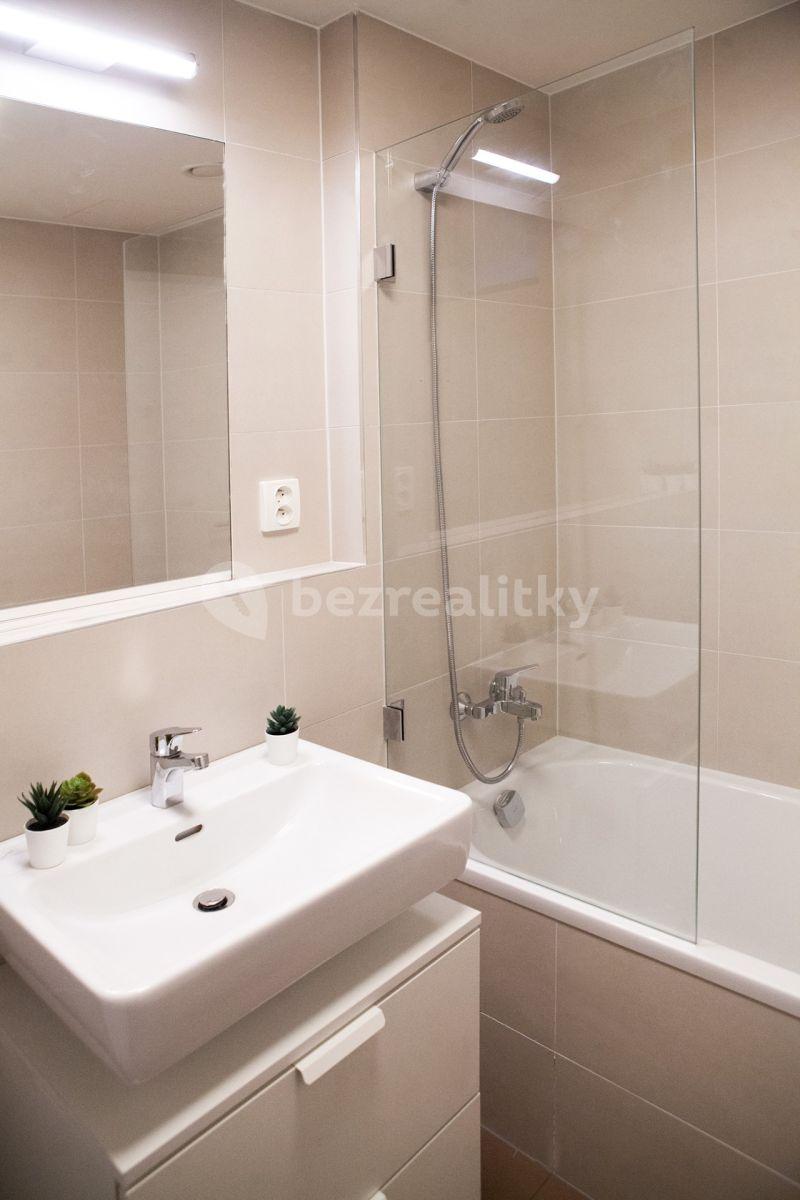 Pronájem bytu 3+kk 53 m², Hlaváčkova, Praha, Praha