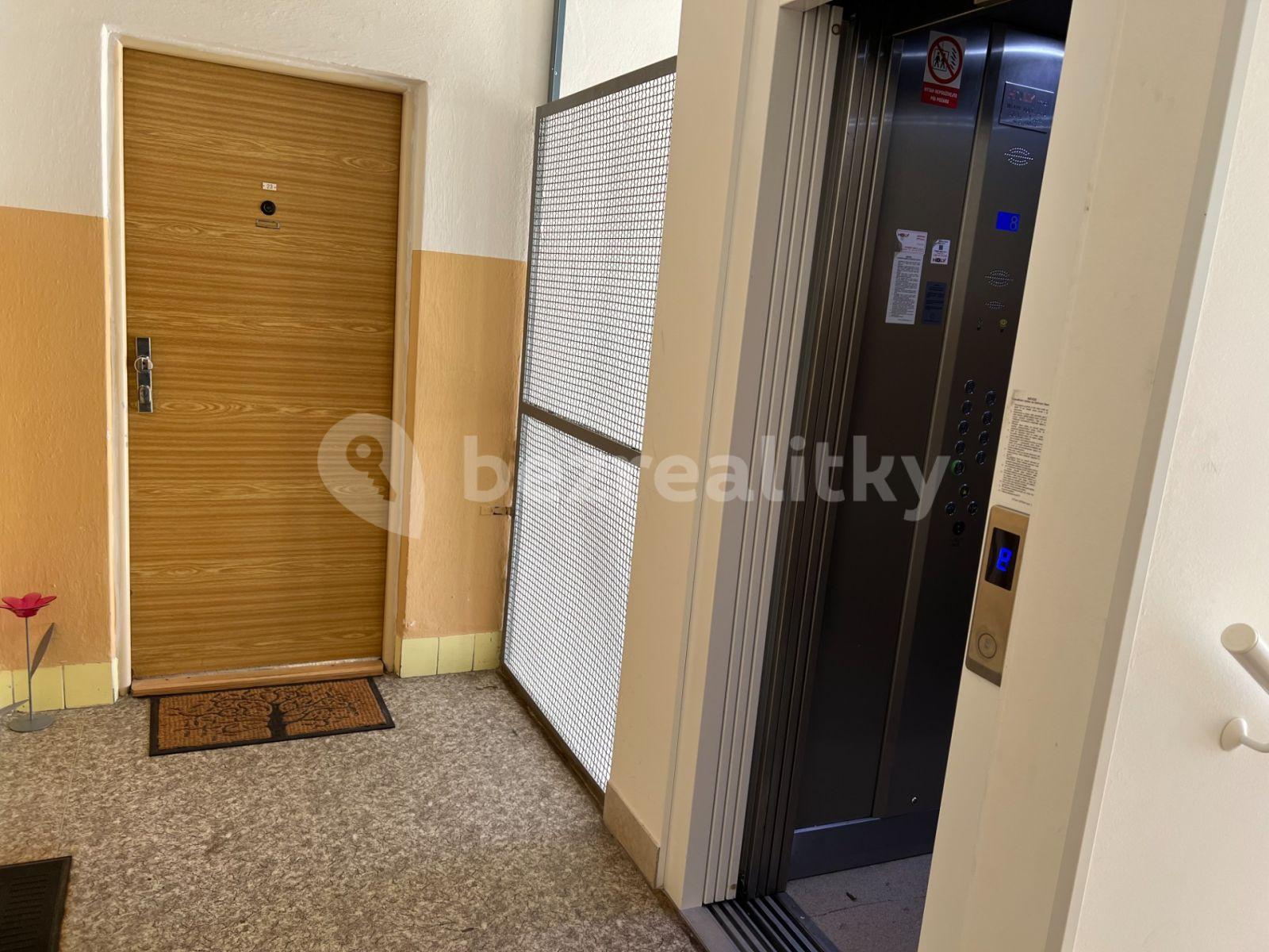 Prodej bytu 2+1 64 m², Okořská, Praha, Praha