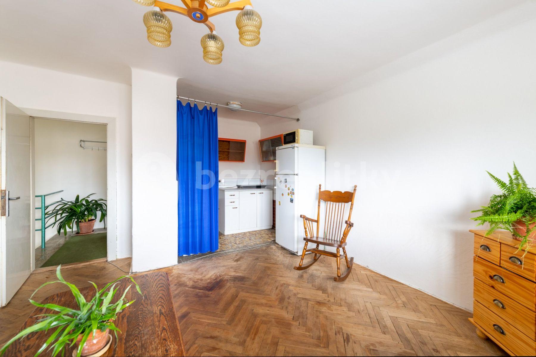 Prodej domu 165 m², pozemek 949 m², Zakouřilova, Praha, Praha