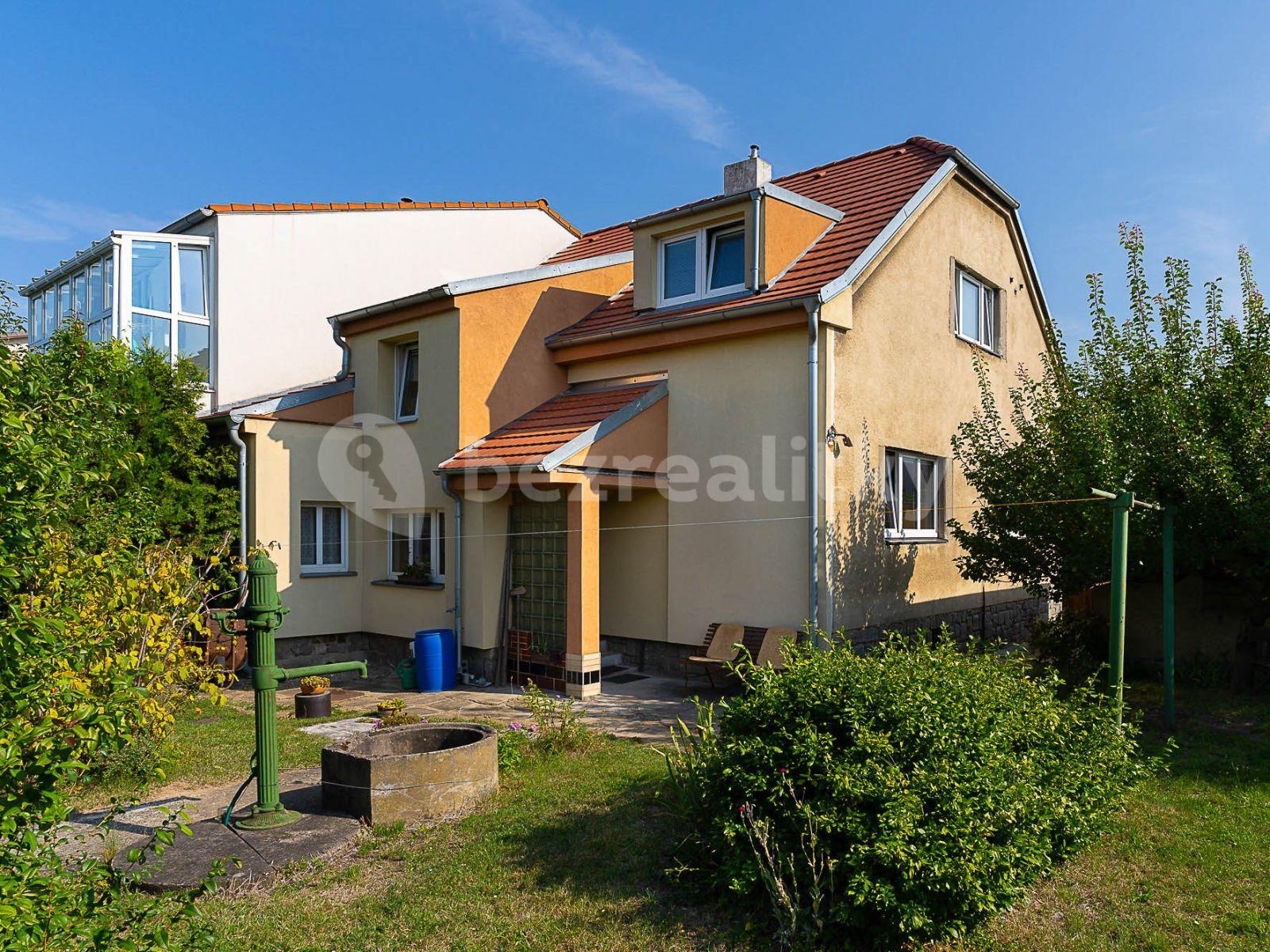 Prodej domu 165 m², pozemek 949 m², Zakouřilova, Praha, Praha