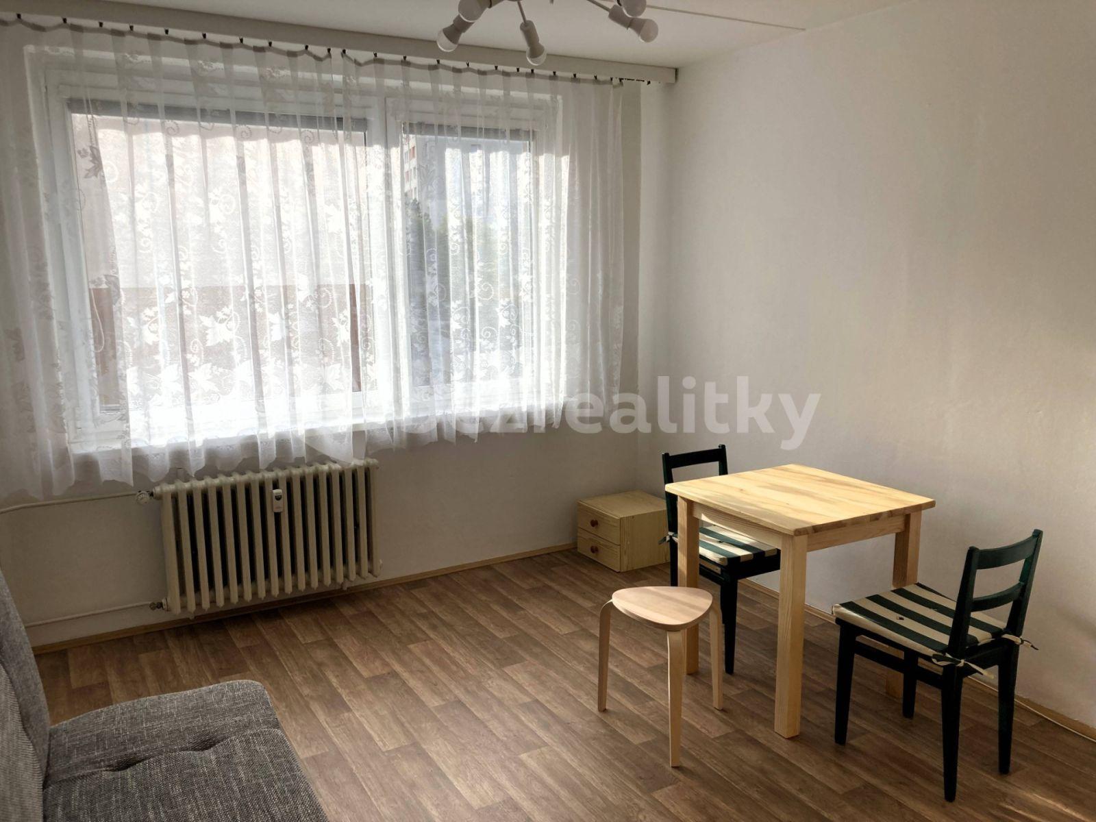 Pronájem bytu 1+kk 30 m², Botevova, Praha, Praha