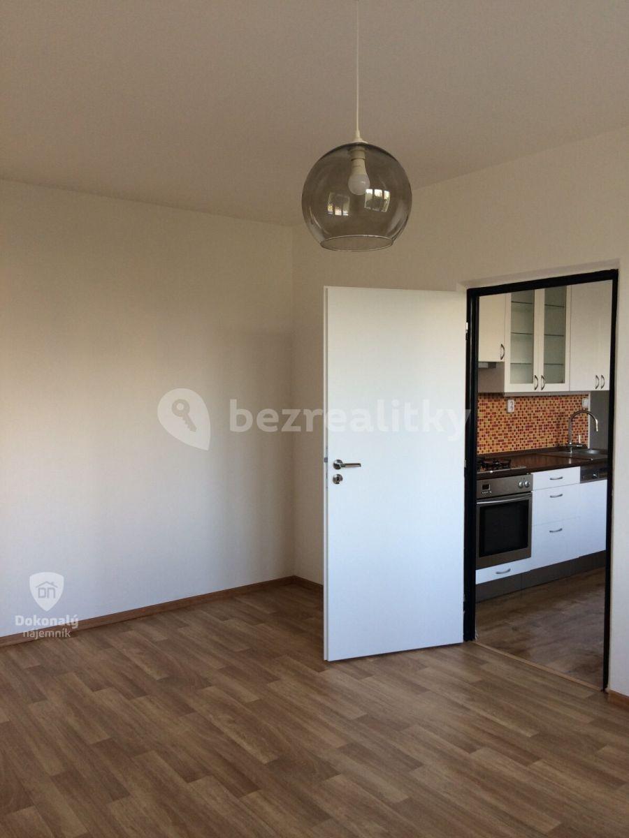 Pronájem bytu 2+kk 43 m², Zvolská, Praha, Praha