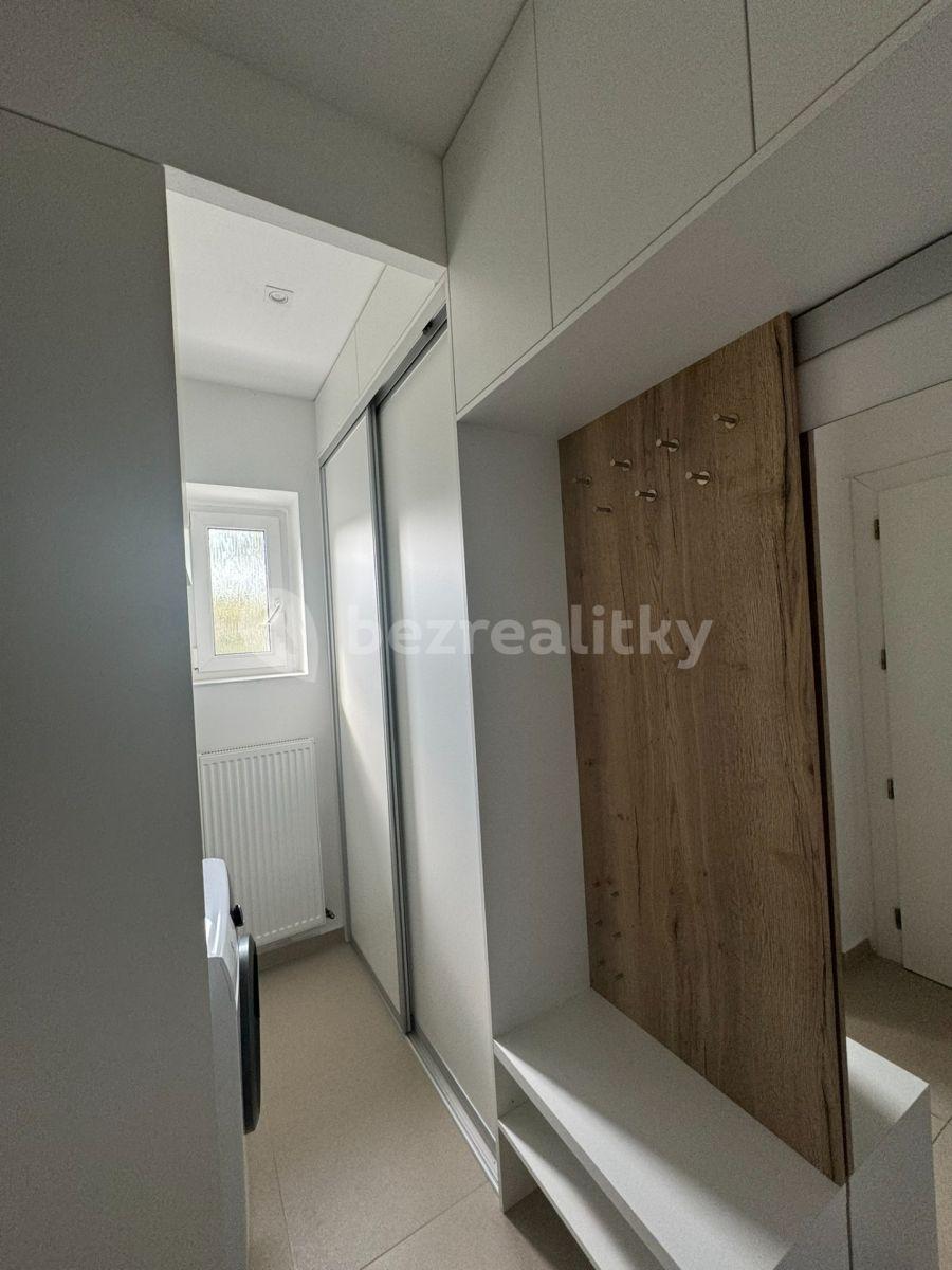 Pronájem bytu 2+kk 42 m², Na Hroudě, Praha, Praha