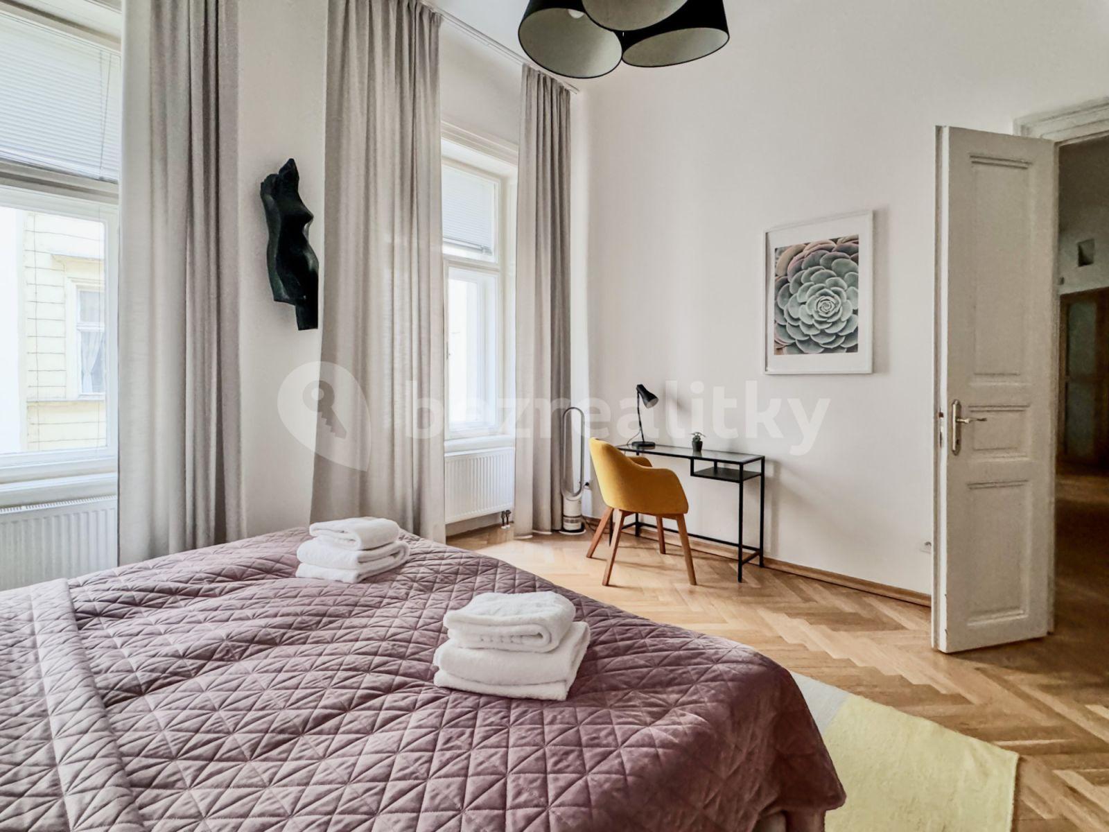 Pronájem bytu 4+1 136 m², Betlémská, Praha, Praha