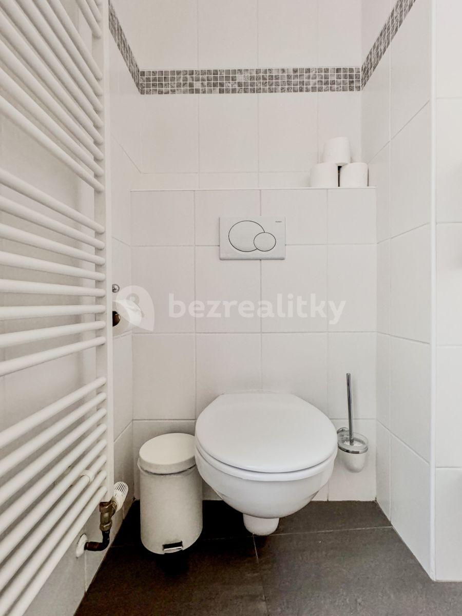 Pronájem bytu 4+1 136 m², Betlémská, Praha, Praha