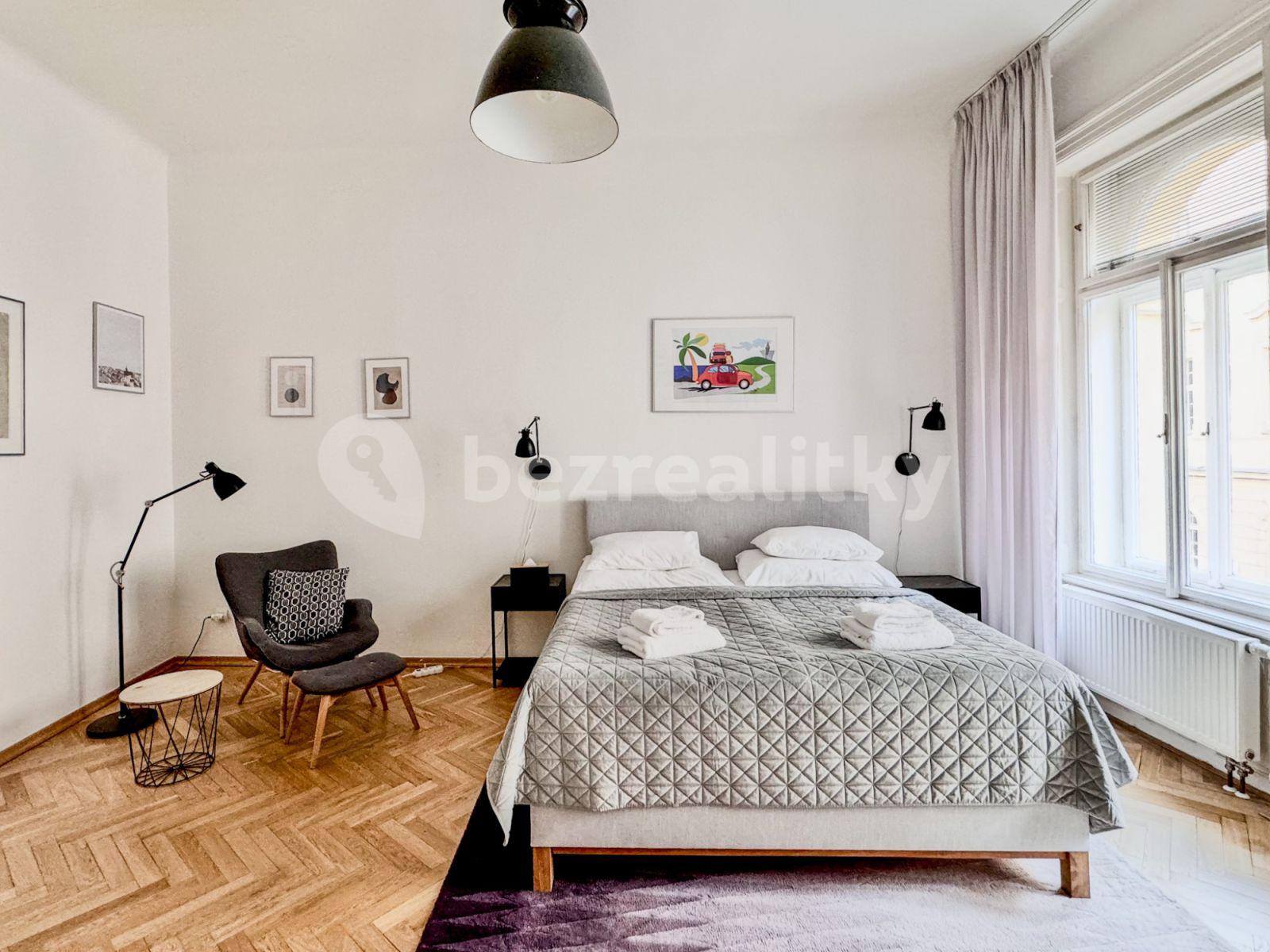 Pronájem bytu 4+1 136 m², Betlémská, Praha, Praha