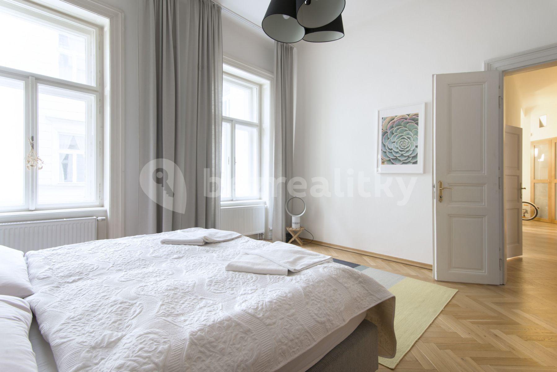 Pronájem bytu 4+1 136 m², Betlémská, Praha, Praha