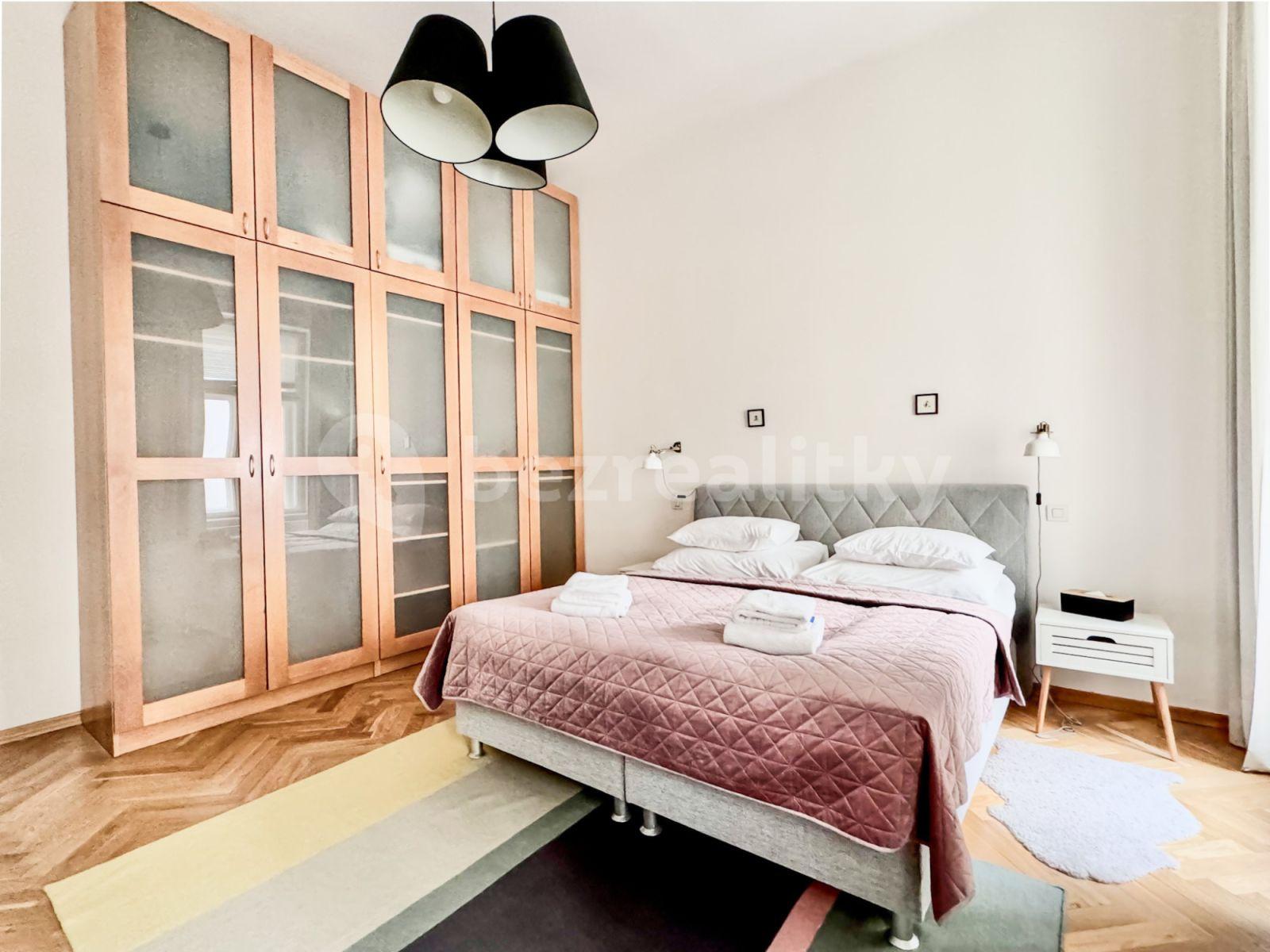 Pronájem bytu 4+1 136 m², Betlémská, Praha, Praha