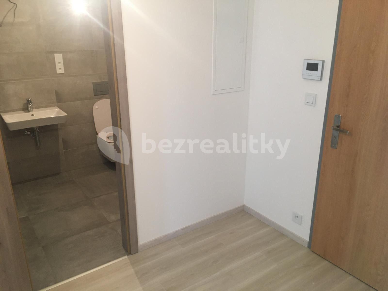 Pronájem bytu 2+kk 62 m², Laudova, Praha, Praha