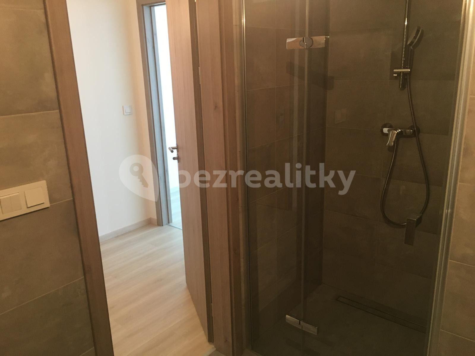 Pronájem bytu 2+kk 62 m², Laudova, Praha, Praha