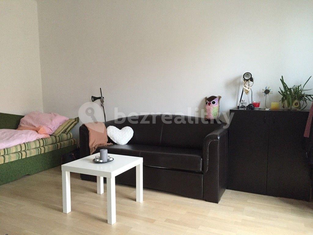 Pronájem bytu 1+1 32 m², Dunajská, Bratislava - mestská časť Staré Mesto, Bratislavský kraj