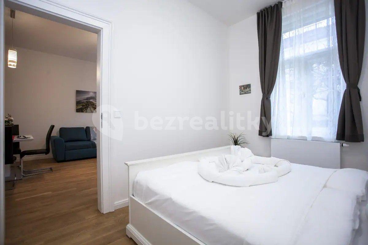 Prodej bytu 2+kk 49 m², Nitranská, Praha, Praha