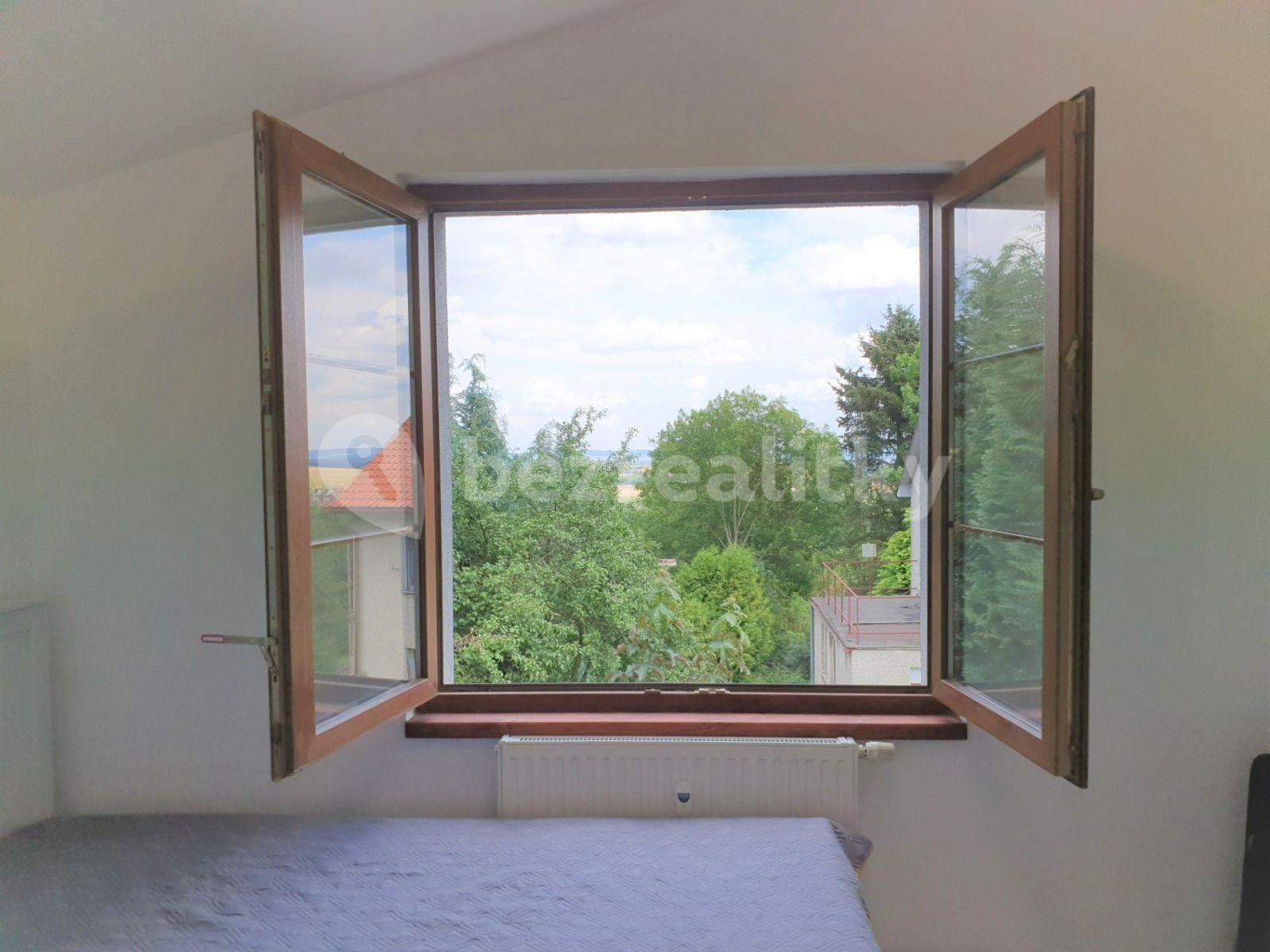 Pronájem bytu 2+kk 34 m², Miličín, Středočeský kraj