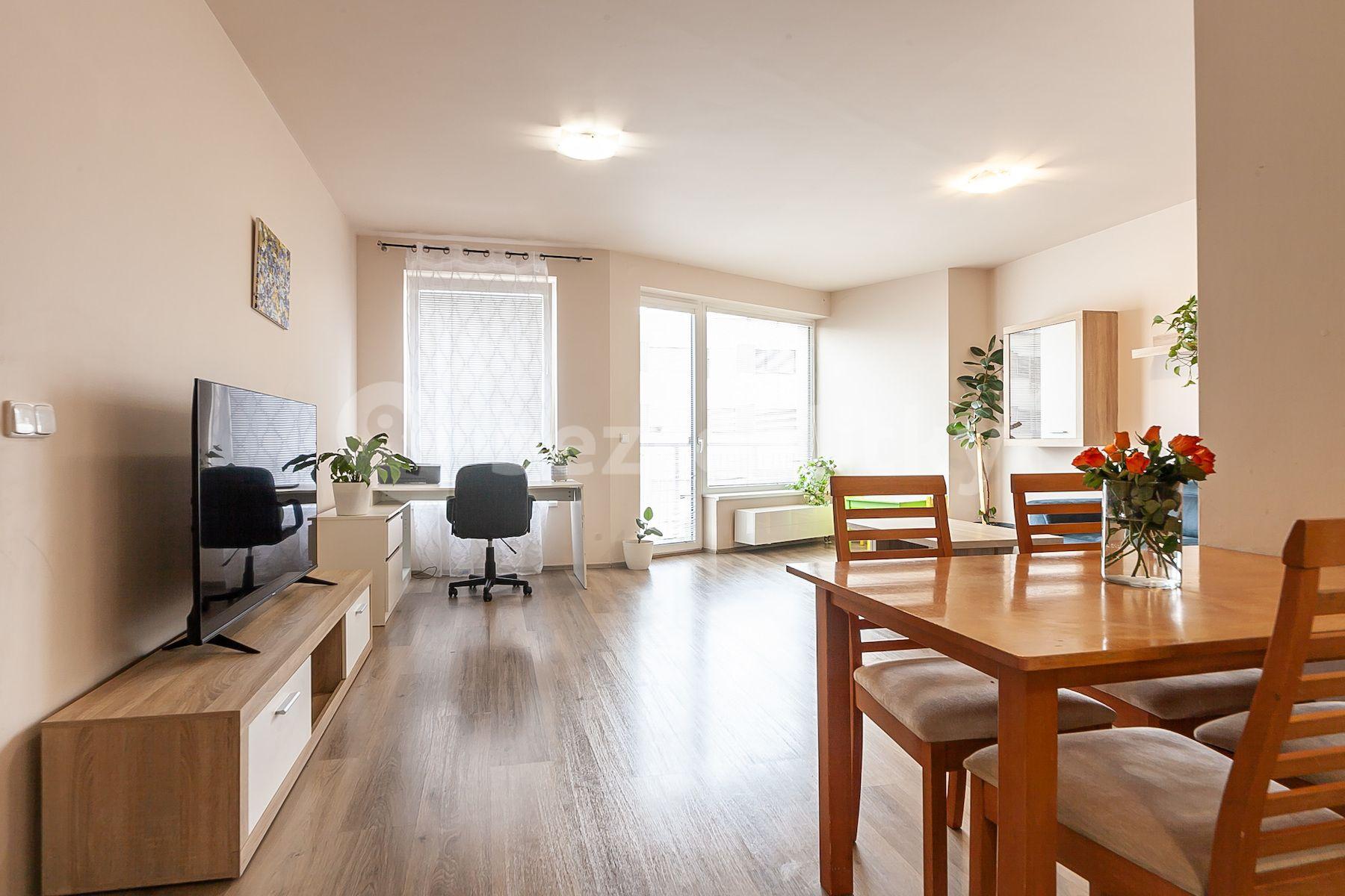 Prodej bytu 2+kk 71 m², Mezi vodami, Praha, Praha