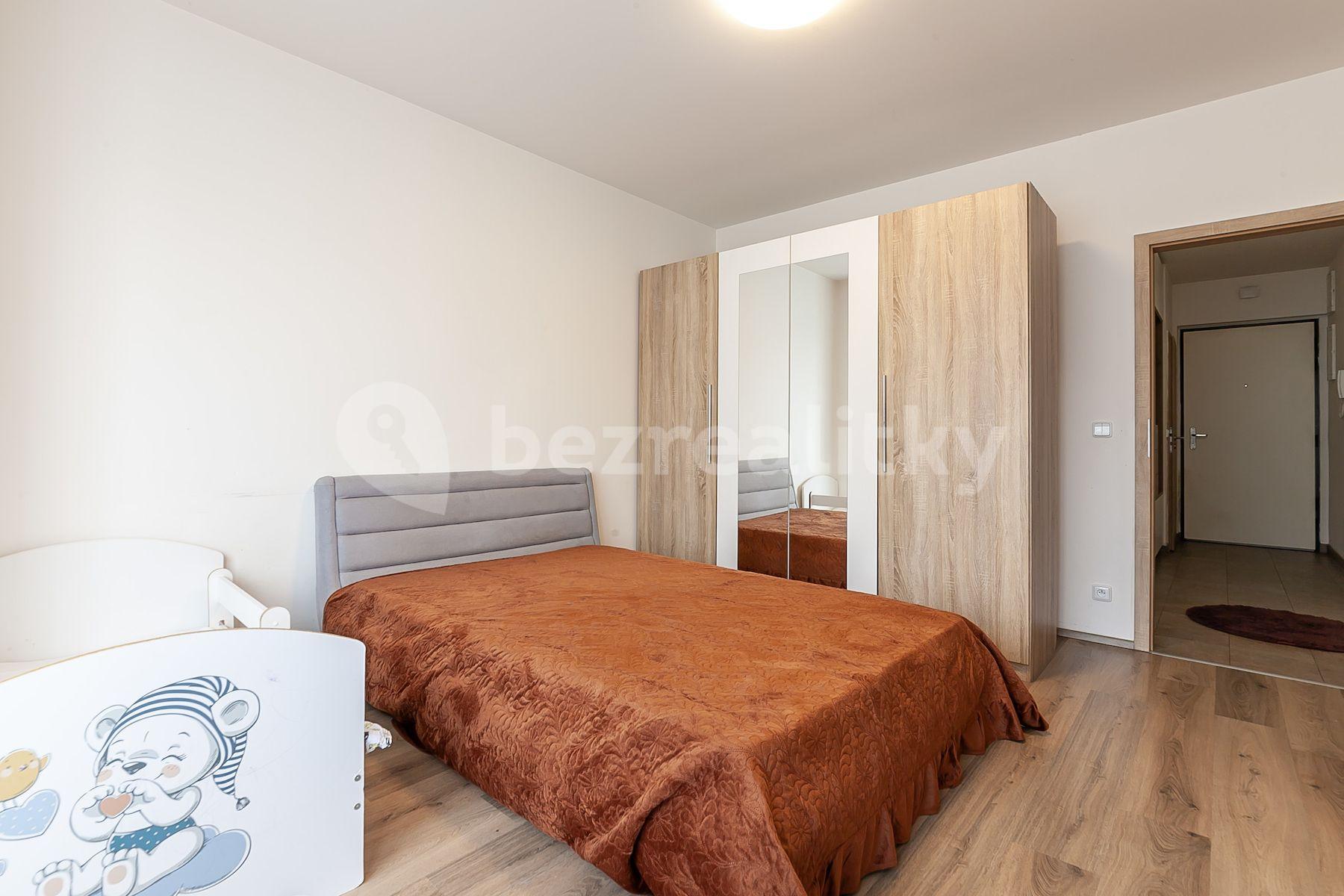 Prodej bytu 2+kk 71 m², Mezi vodami, Praha, Praha