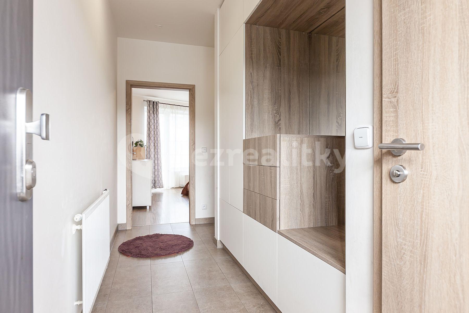 Prodej bytu 2+kk 71 m², Mezi vodami, Praha, Praha