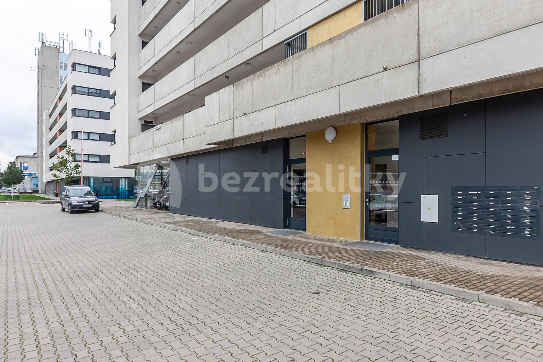 Prodej bytu 2+kk 71 m², Mezi vodami, Praha, Praha