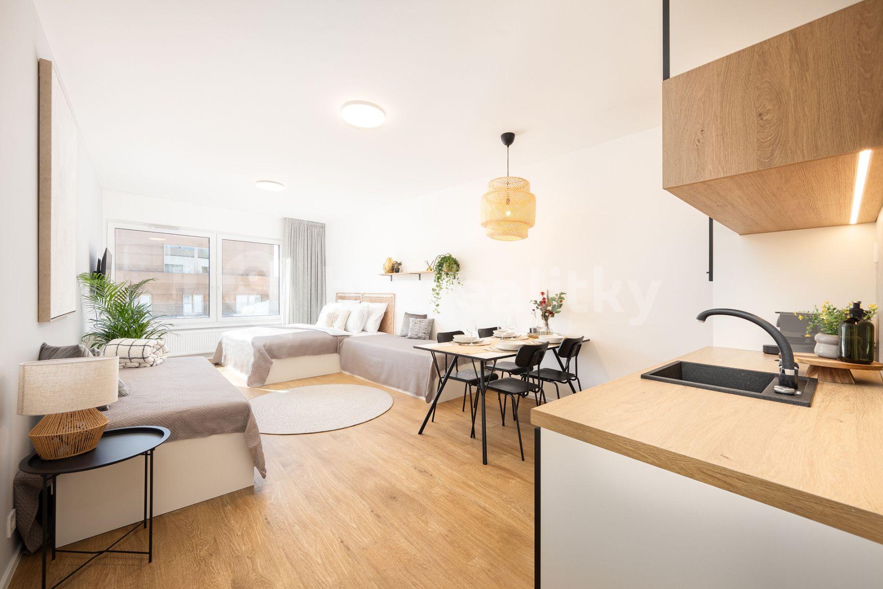 Pronájem bytu 1+kk 40 m², Cejl, Brno, Jihomoravský kraj