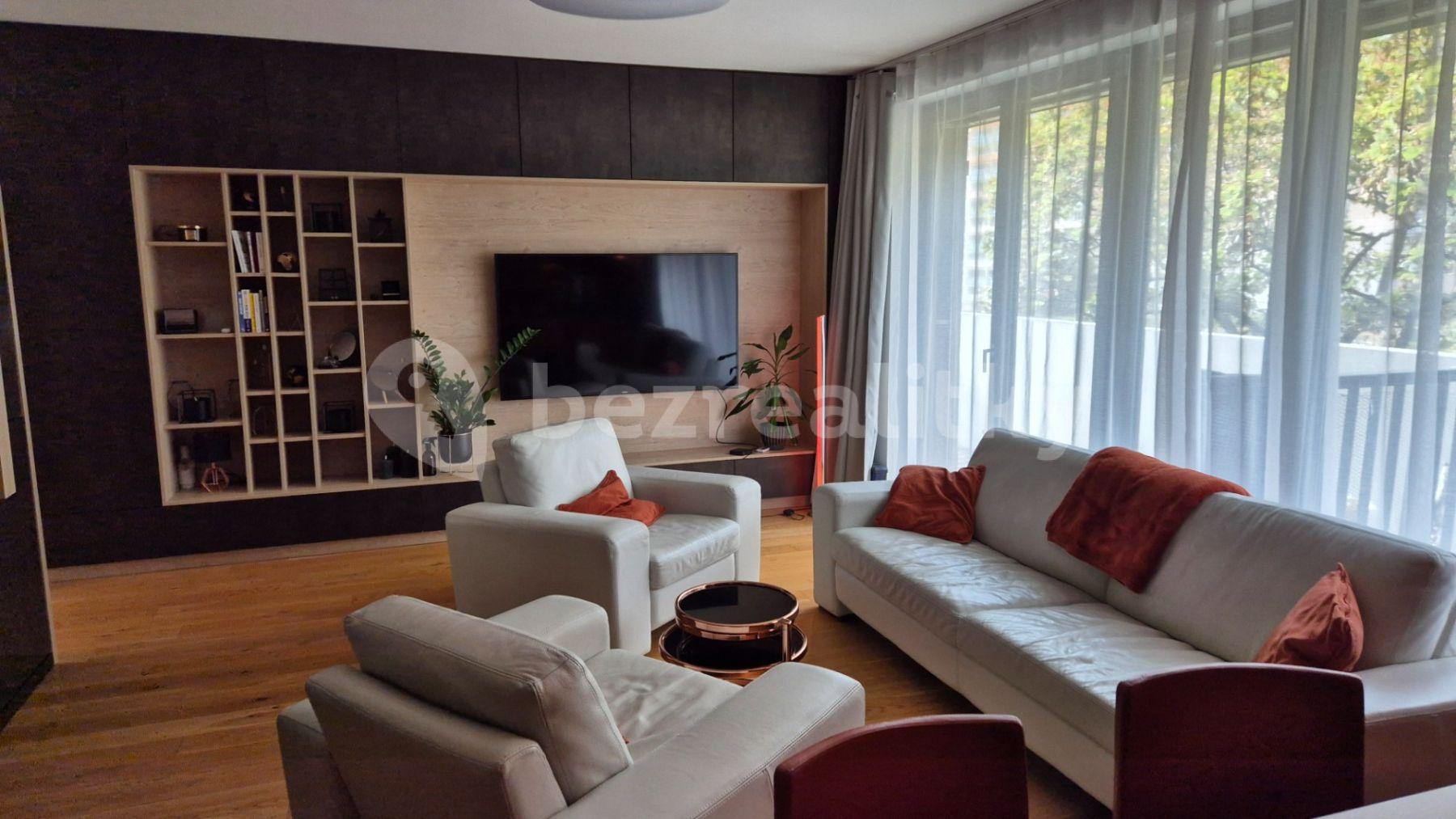 Pronájem bytu 2+kk 72 m², Altajská, Praha, Praha