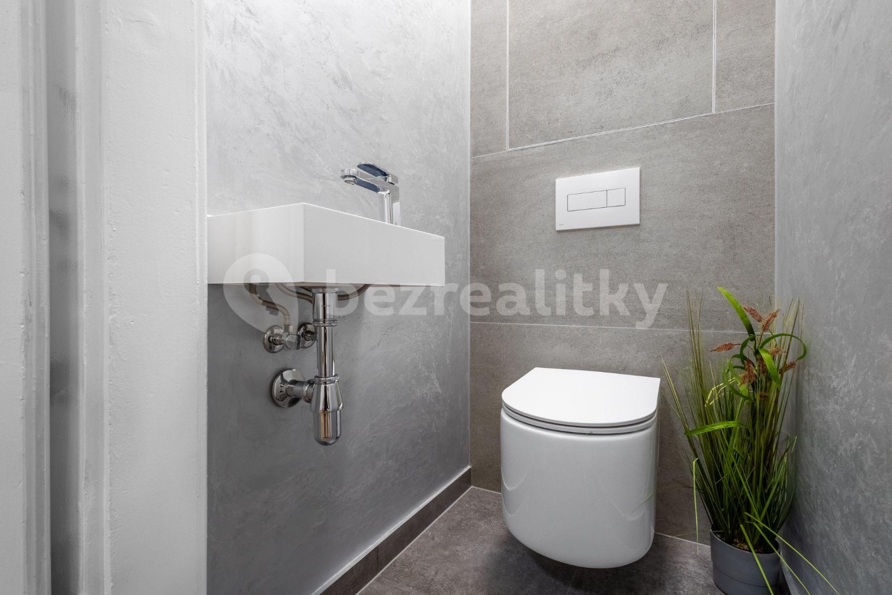 Prodej bytu 2+kk 51 m², Dělnická, Praha, Praha