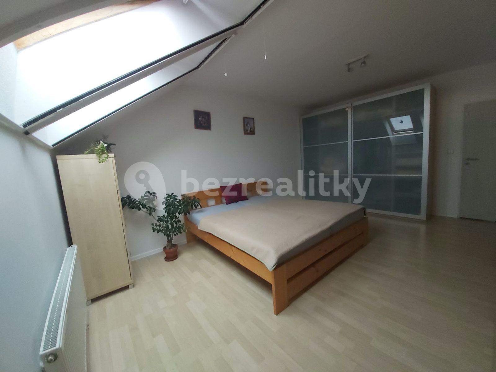 Pronájem bytu 2+kk 70 m², Karla Hynka Máchy, Břeclav, Jihomoravský kraj