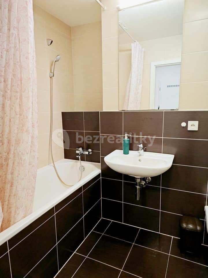 Pronájem bytu 2+kk 45 m², U Svobodárny, Praha, Praha