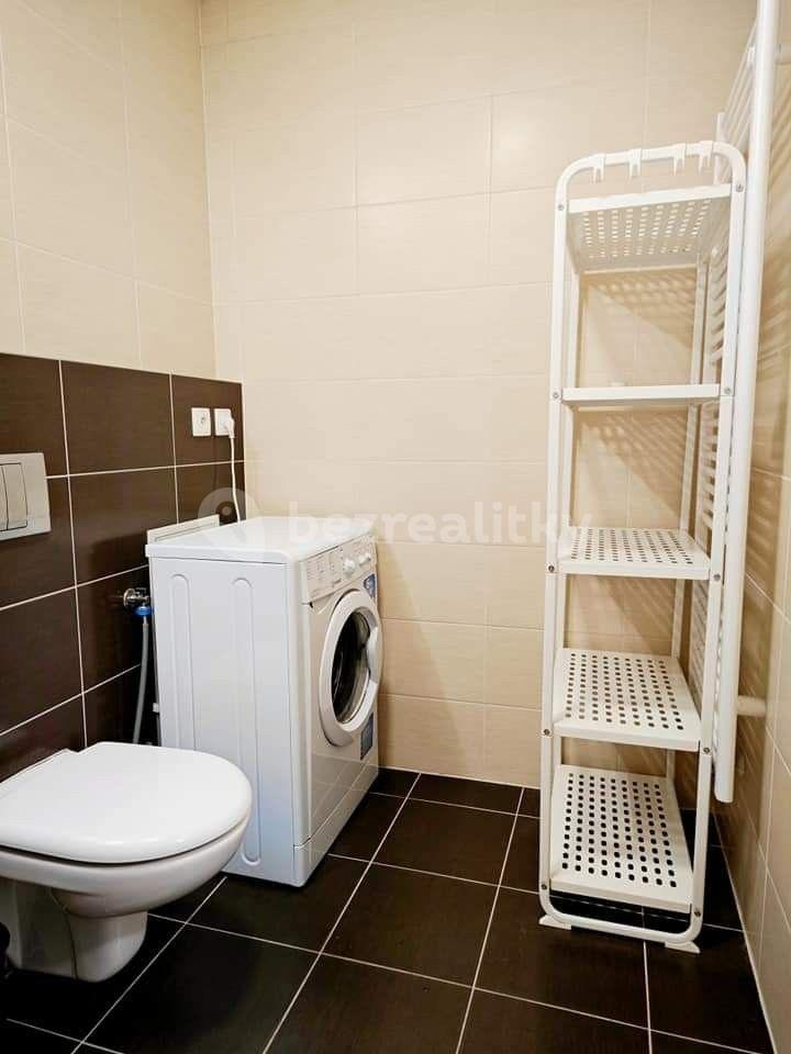 Pronájem bytu 2+kk 45 m², U Svobodárny, Praha, Praha