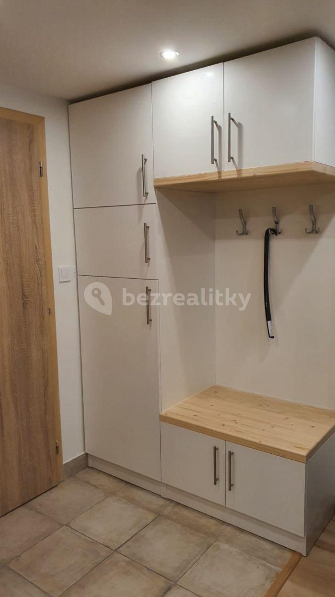 Pronájem bytu 3+1 46 m², Opatovická, Praha, Praha