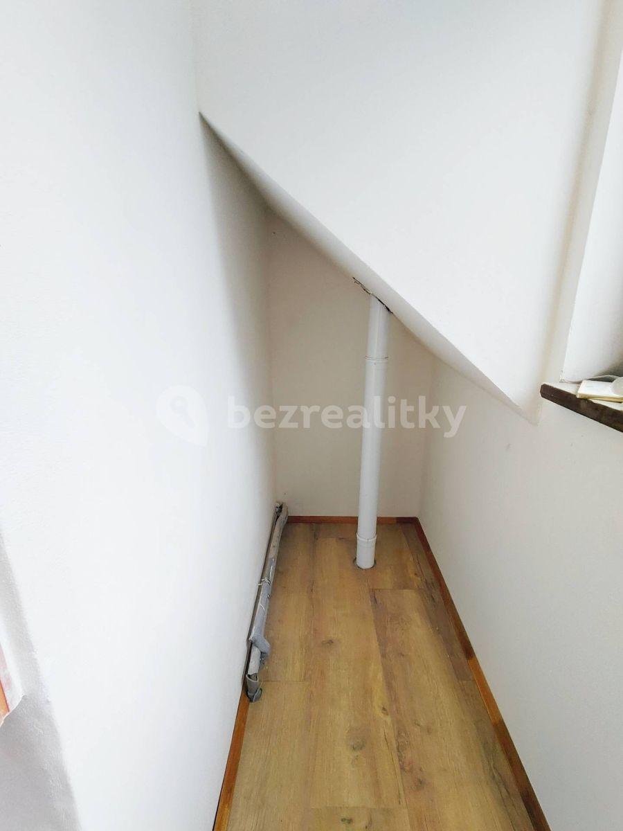 Pronájem bytu 1+kk 40 m², Nad Hradním potokem, Praha, Praha