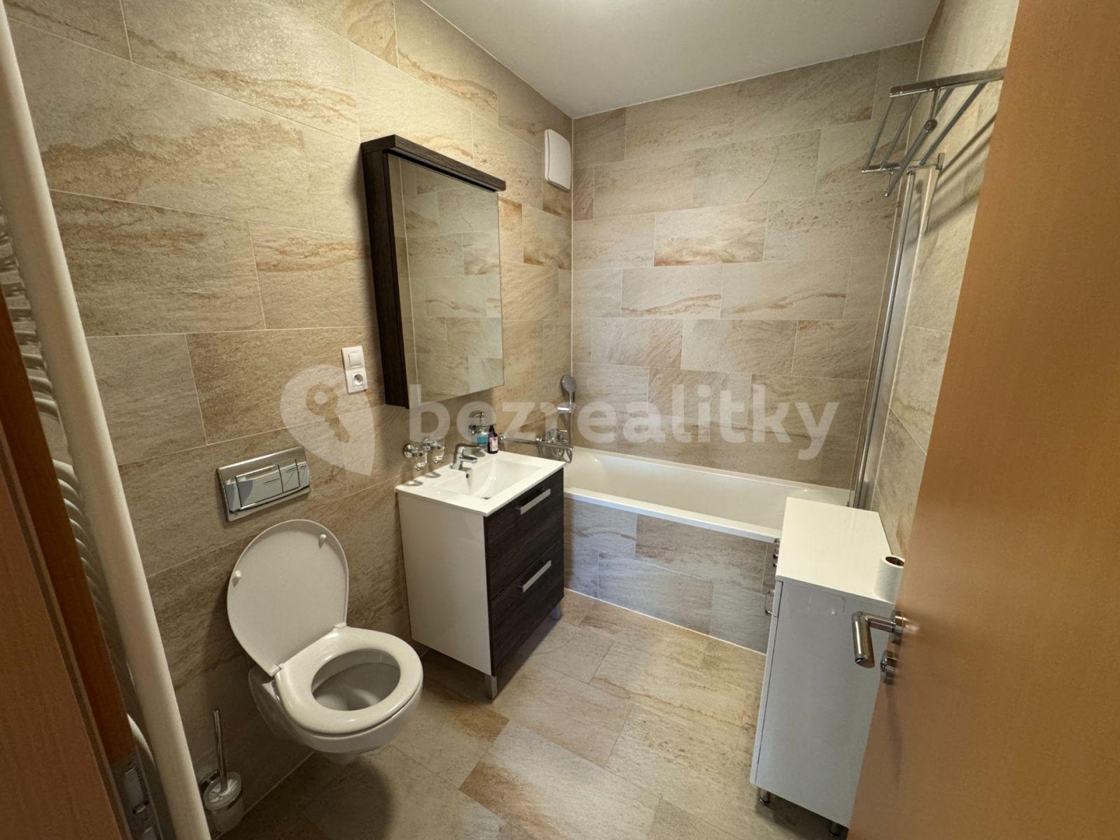 Pronájem bytu 4+kk 90 m², Sazovická, Praha, Praha