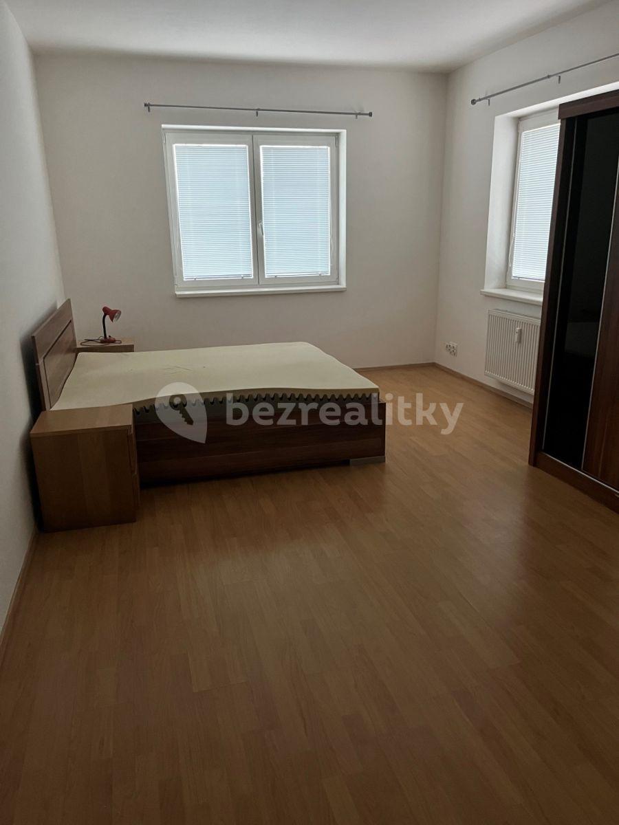 Pronájem bytu 2+kk 58 m², Komenského, Šestajovice, Středočeský kraj