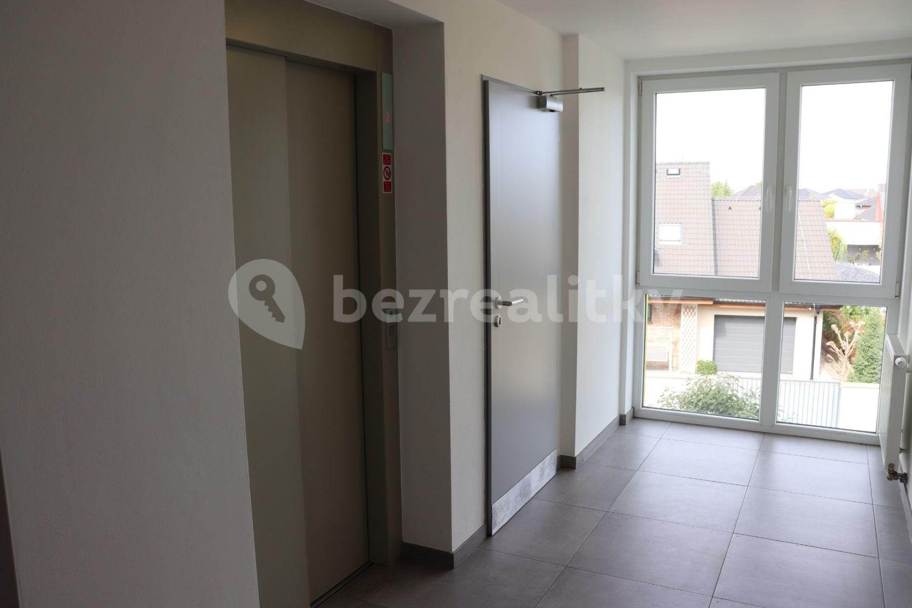 Prodej bytu 2+kk 68 m², Cedrová, Jesenice, Středočeský kraj