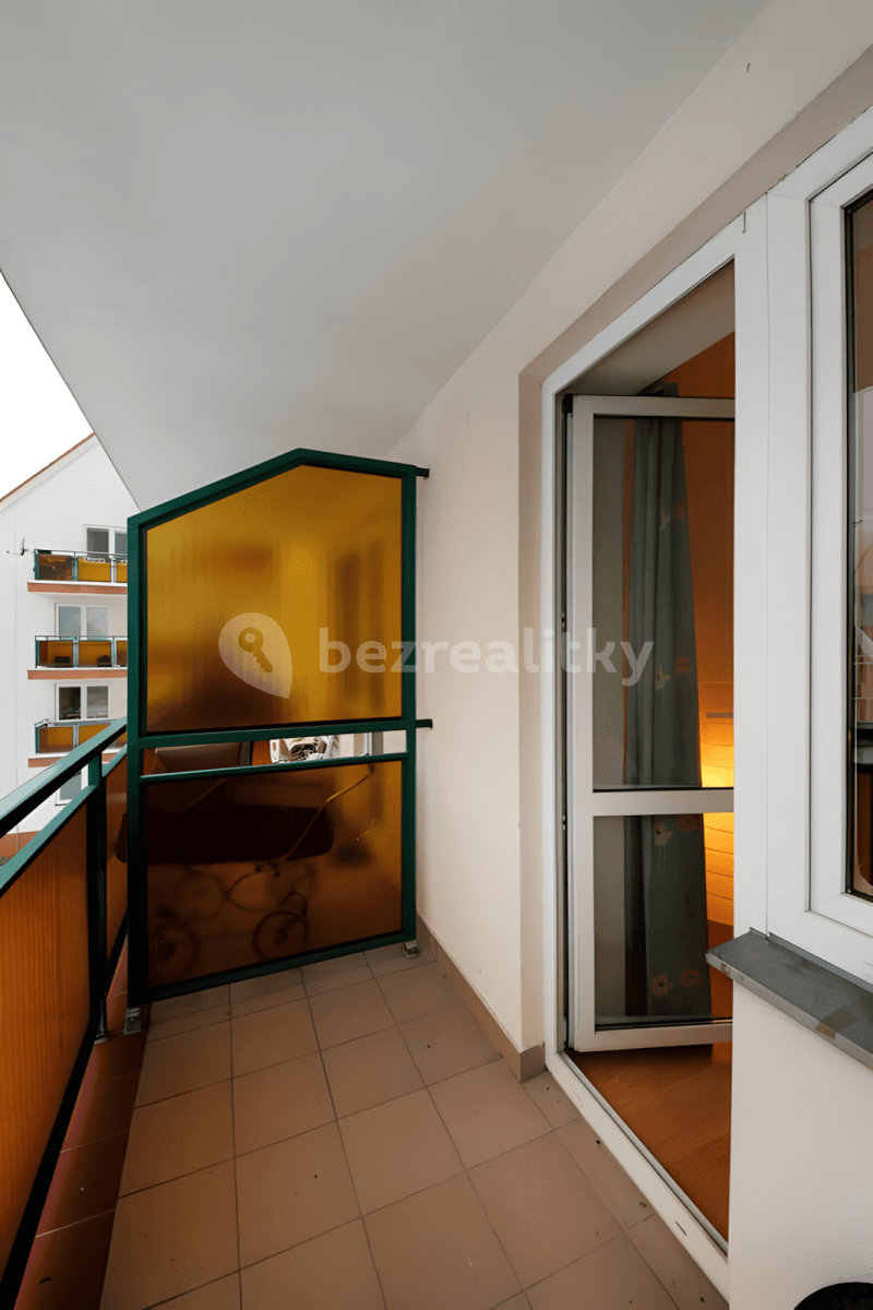 Prodej bytu 1+kk 34 m², Sídlištní, Praha, Praha