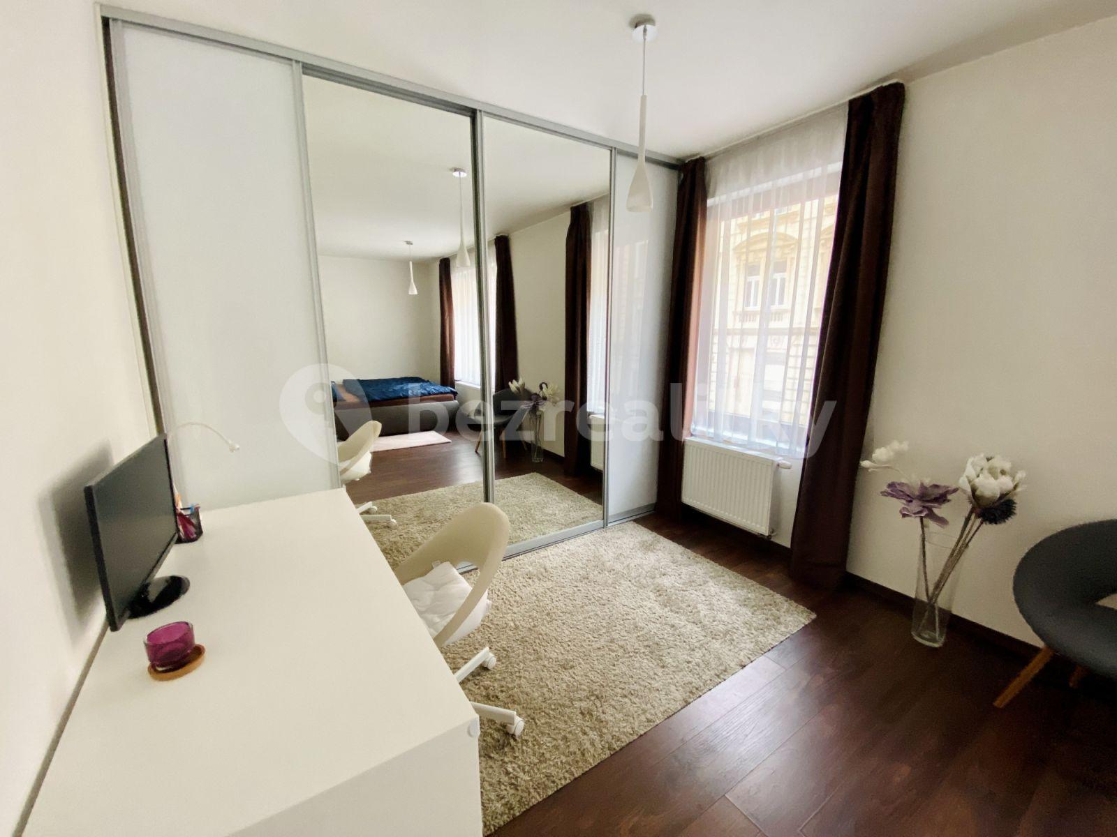 Pronájem bytu 2+1 59 m², Mojmírova, Praha, Praha