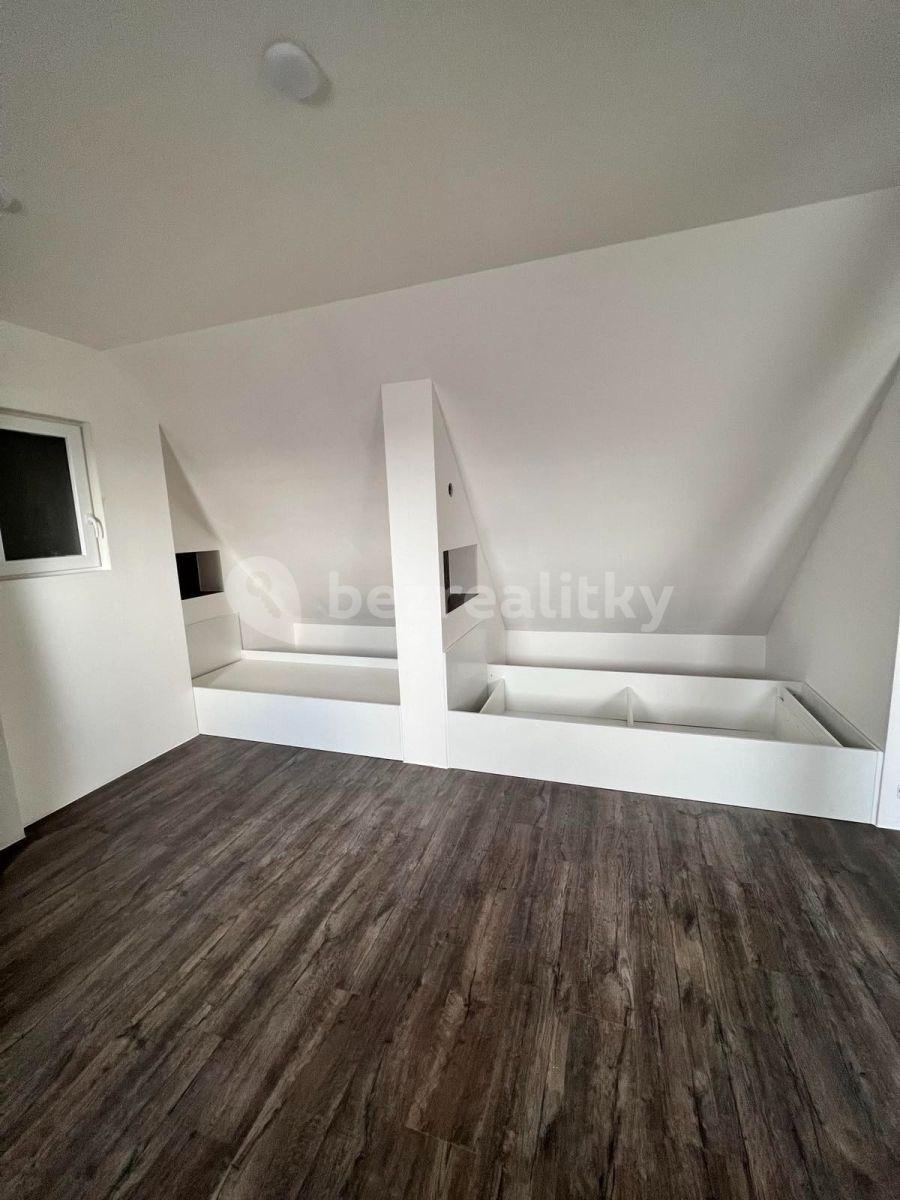 Pronájem bytu 1+kk 80 m², Štěrboholská, Praha, Praha