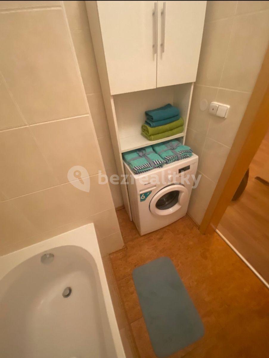 Pronájem bytu 2+kk 78 m², Husitská, Praha, Praha