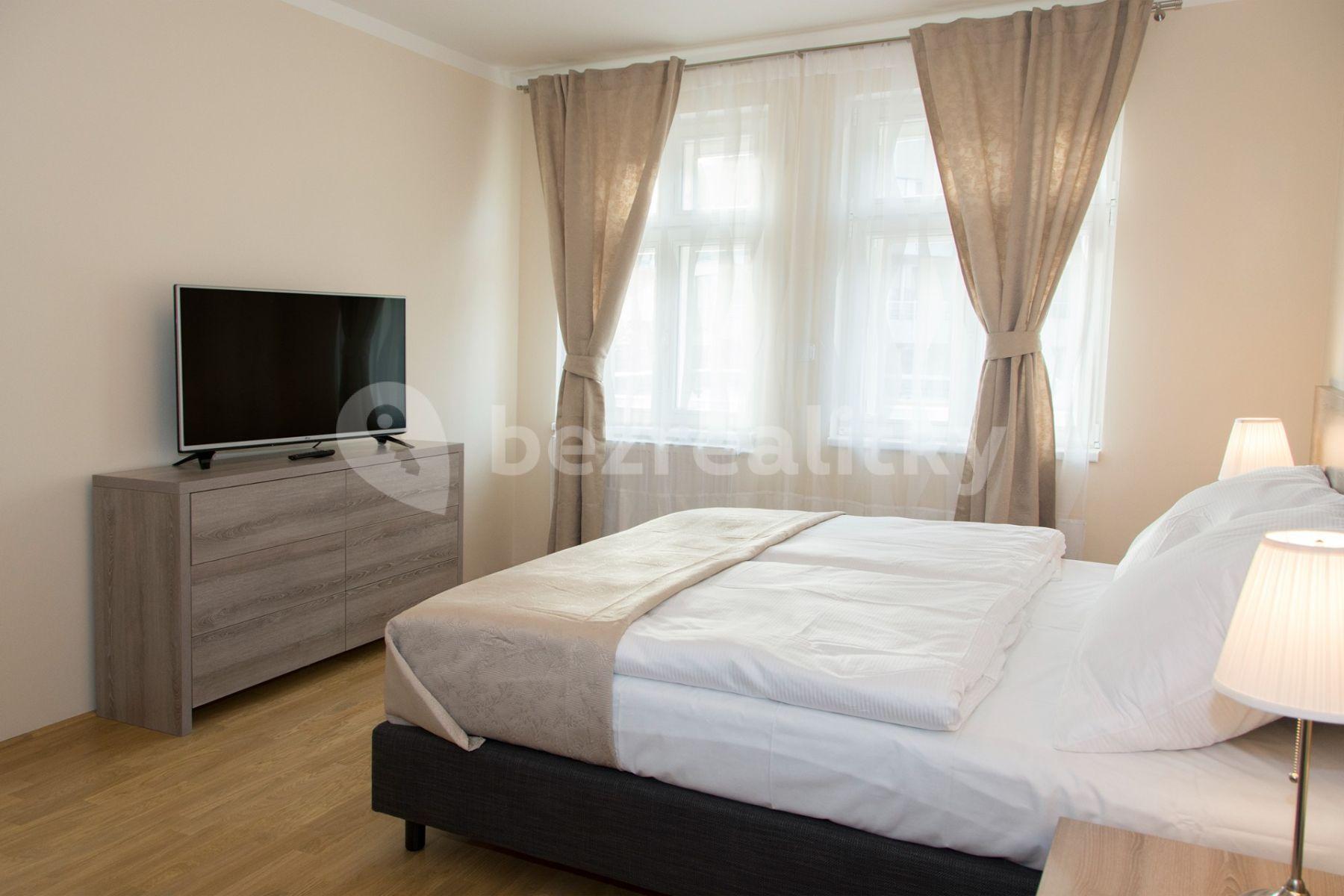 Pronájem bytu 2+kk 55 m², Roháčova, Praha, Praha